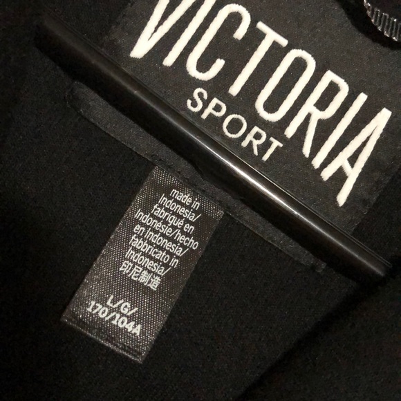 Victoria’s Secret Sport black pullover - Picture 4 of 7